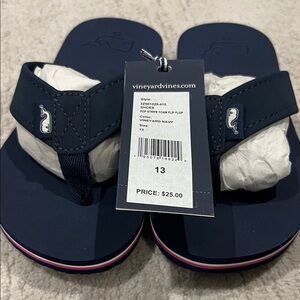 Vineyard Vines Navy and Pink Flip Flops